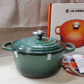 ルクルーゼ(LE CREUSET)の[最終価格]ル・クルーゼ(Le Creuset) ココットロンド （18cm）(鍋/フライパン)