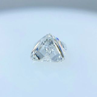 四葉のクローバーの形・お花！ Fカラー VVS2/0.324ct/RT2348