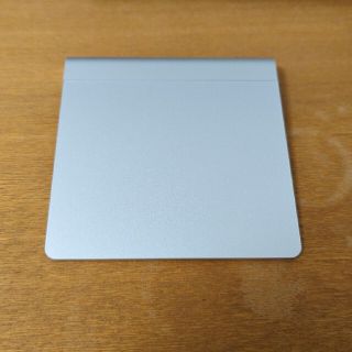 アップル(Apple)のapple トラックパッド　Magic track pad（箱なし）(PC周辺機器)