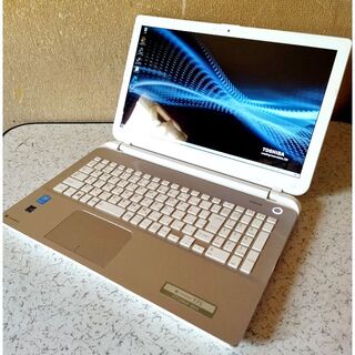 トウシバ(東芝)のメモリ8GB SSD256GB WIN10 東芝  dynabook T75(ノートPC)