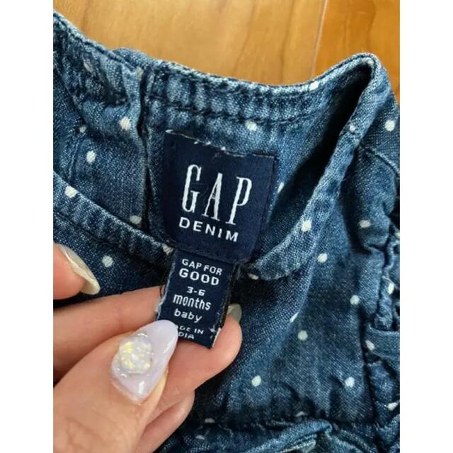 babyGAP(ベビーギャップ)のbaby GAP ロンパース 3-6  70センチ キッズ/ベビー/マタニティのベビー服(~85cm)(ロンパース)の商品写真