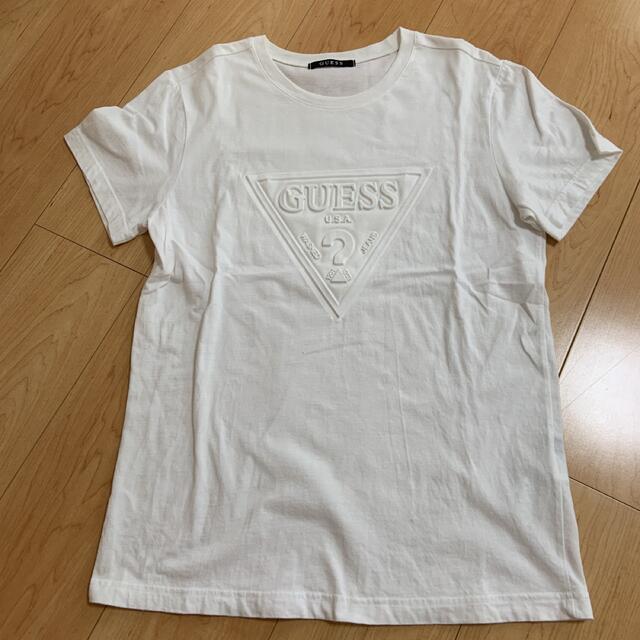GUESS(ゲス)のTシャツ　guess メンズのトップス(シャツ)の商品写真