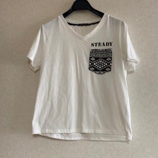 イング(INGNI)のイング　VネックＴシャツ　M  胸ポケット(Tシャツ(半袖/袖なし))