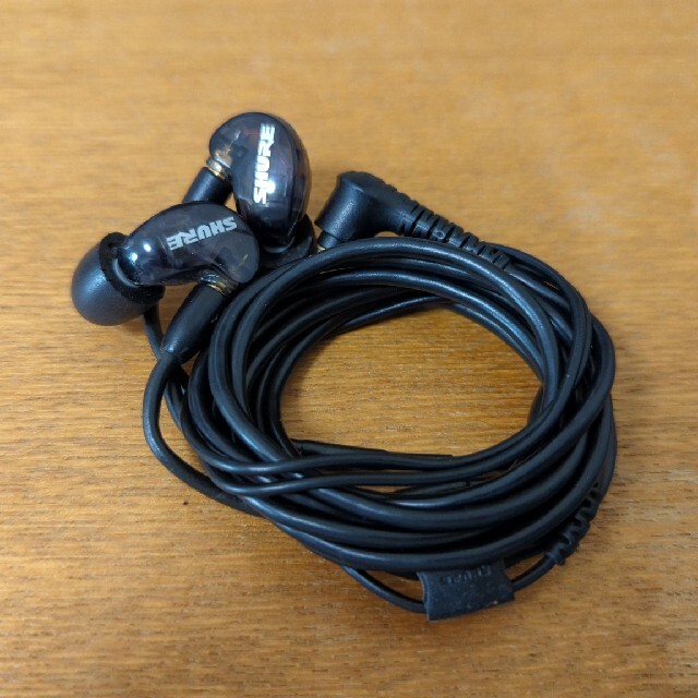 ケース付 SHURE シュア SE215 ブラック