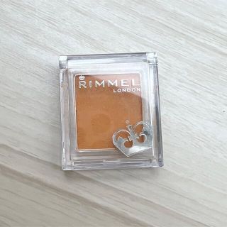 リンメル(RIMMEL)のコロたん様専用　リンメルアイシャドウとペット服(アイシャドウ)