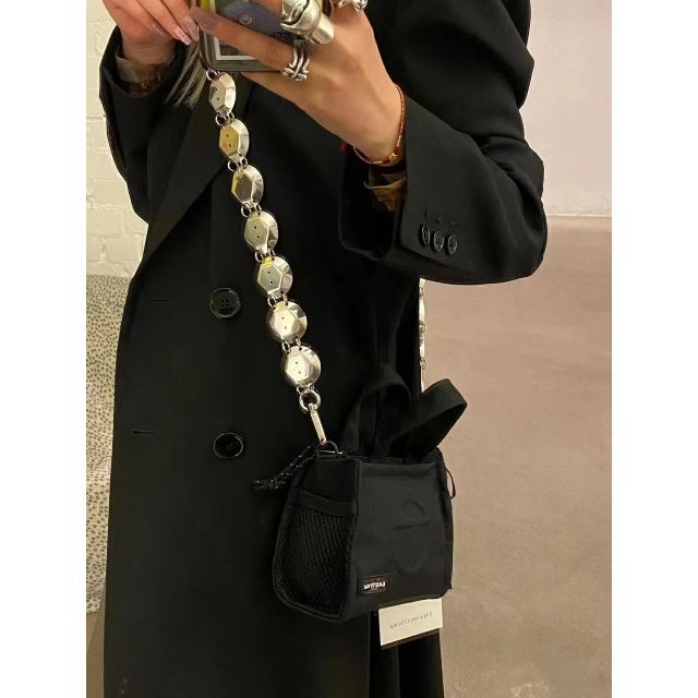 クーポンで半額☆2280円! innerraum インナーラム キーチェーン