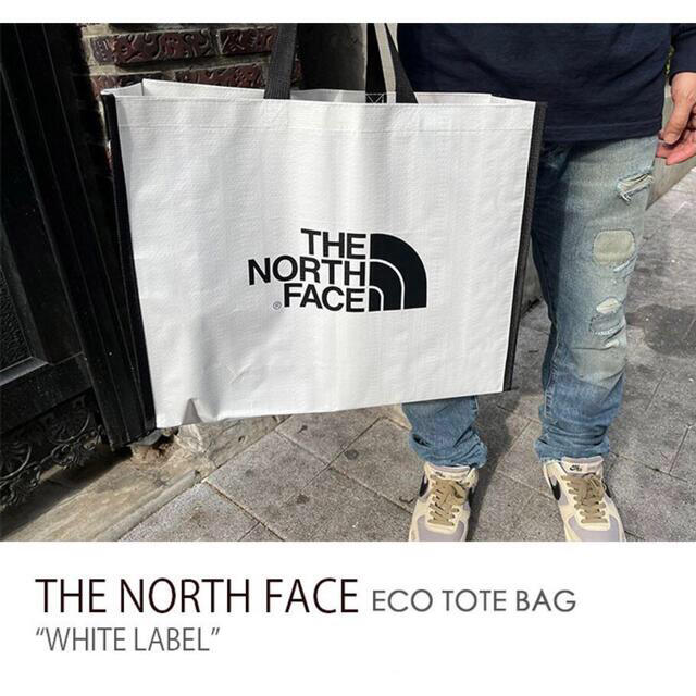 THE NORTH FACE(ザノースフェイス)の数量限定☆ノースフェイス　エコバッグ　エコトート　ショッパー　海外限定 レディースのバッグ(エコバッグ)の商品写真