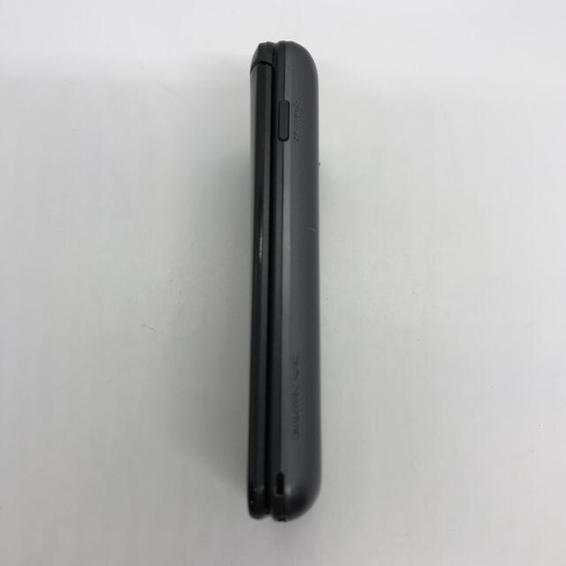 au GRATINA 4G KYF31 KYOCERA re8e8tn スマホ/家電/カメラのスマートフォン/携帯電話(携帯電話本体)の商品写真