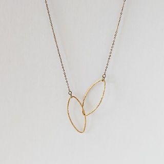 sale(ハンドメイド)brass2リーフのネックレス(ネックレス)