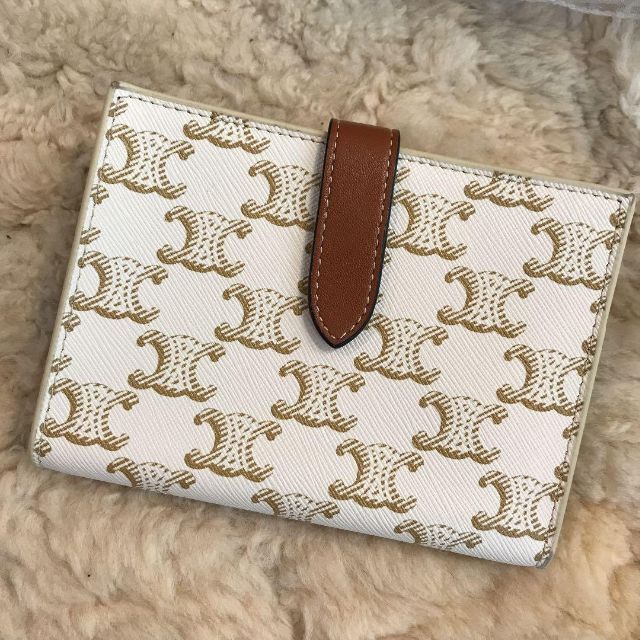 celine - ☆美品☆セリーヌ ミディアム ストラップ ウォレット 二