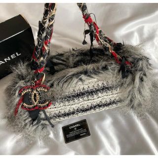 シャネル(CHANEL)の未使用に近い極美品♡シャネル　CHANEL  ツイード　ショルダーバッグ (ショルダーバッグ)