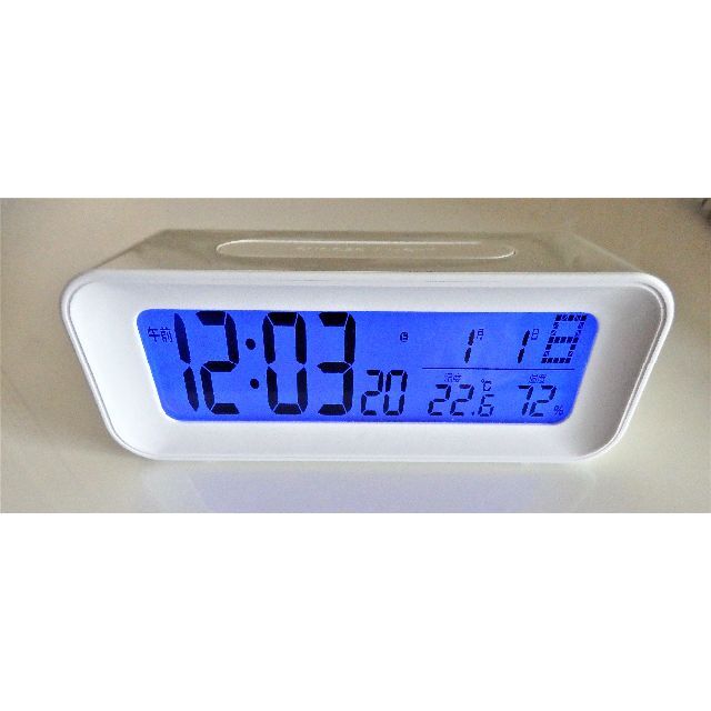 ニトリ電波デジタル時計  インテリア/住まい/日用品のインテリア小物(置時計)の商品写真