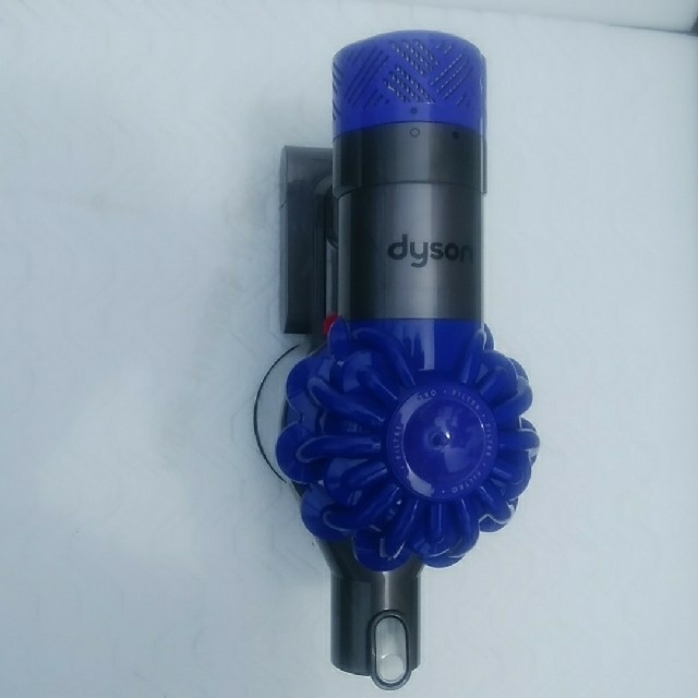 Dyson(ダイソン)のdyson v6 cord-free pro ヘッド選択制 スマホ/家電/カメラの生活家電(掃除機)の商品写真