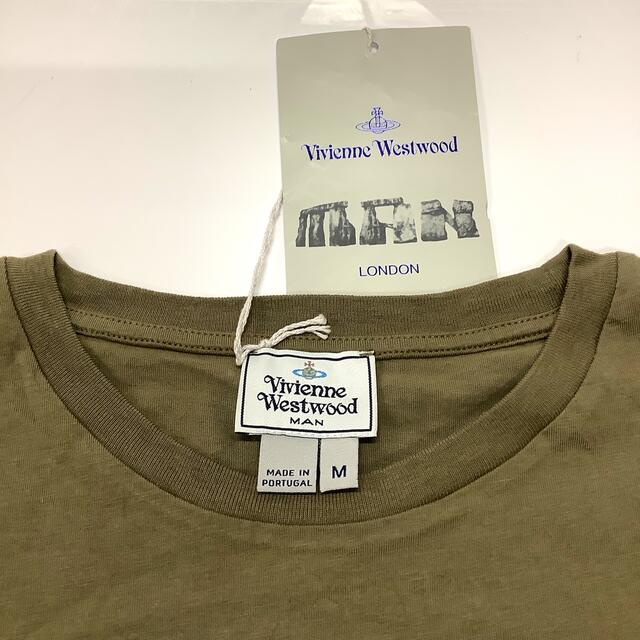 Vivienne Westwood(ヴィヴィアンウエストウッド)の【未使用】ヴィヴィアンウエストウッド　Tシャツ　カーキ　r167 メンズのトップス(Tシャツ/カットソー(半袖/袖なし))の商品写真