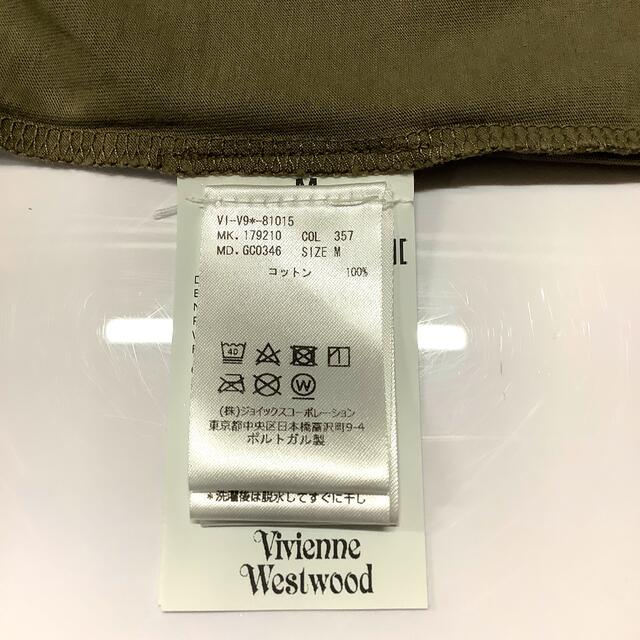 Vivienne Westwood(ヴィヴィアンウエストウッド)の【未使用】ヴィヴィアンウエストウッド　Tシャツ　カーキ　r167 メンズのトップス(Tシャツ/カットソー(半袖/袖なし))の商品写真