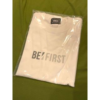 ザファースト(THE FIRST)の【新品未開封】BE:FIRST ロゴTシャツ ホワイト Lサイズ(ミュージシャン)