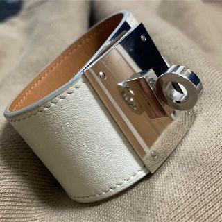 エルメス(Hermes)のエルメス　ケリードッグT2サイズホワイト(ブレスレット/バングル)