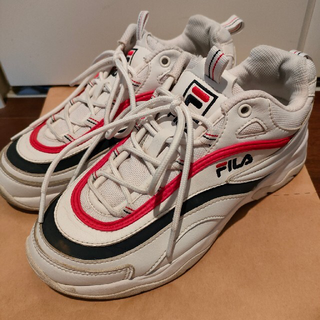 FILA スニーカー24cm