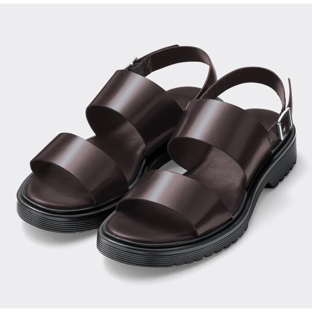 GU(ジーユー)のGU  リアルレザーストラップベルトサンダル ダークブラウン メンズの靴/シューズ(サンダル)の商品写真
