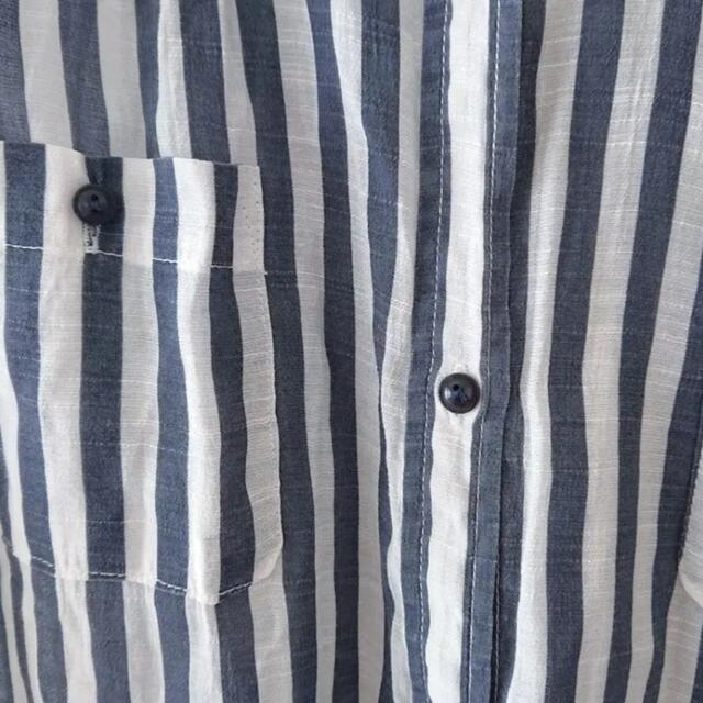 しまむら(シマムラ)のアメリカンチェリー　青　ブルー　ストライプ シャツ レディースのトップス(シャツ/ブラウス(半袖/袖なし))の商品写真