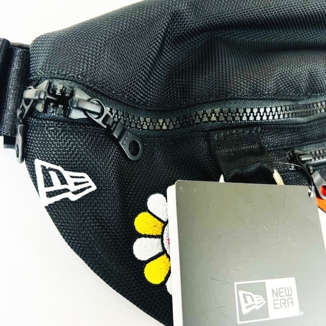 NEW ERA(ニューエラー)のNEW ERA MURAKAMI TAKASHI WAIST BAG  メンズのバッグ(ウエストポーチ)の商品写真