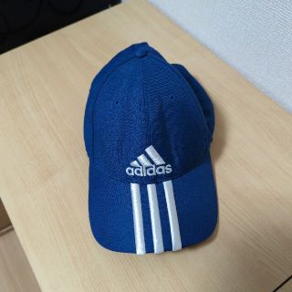 アディダス(adidas)のadidas アディダス キャップ 帽子 青 ブルー 新品未使用 美品(その他)