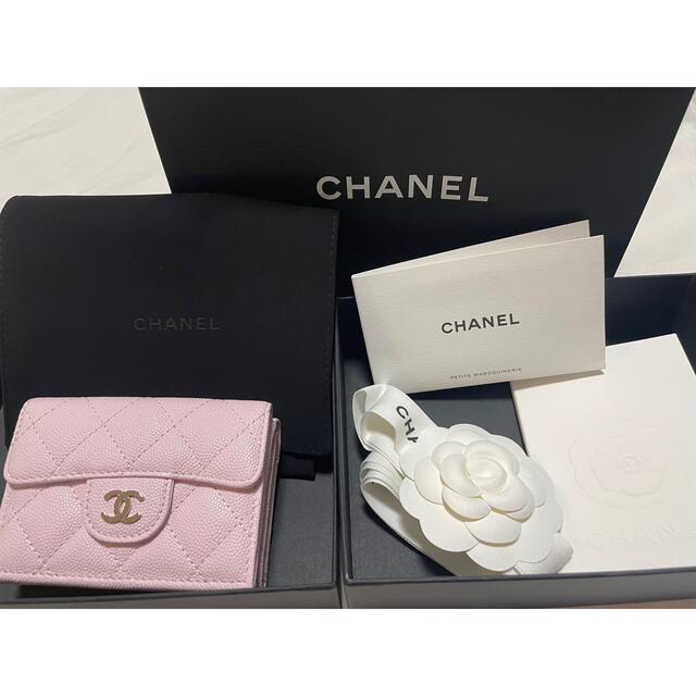 CHANEL  財布　クラシックスモールウォレット　三つ折り財布