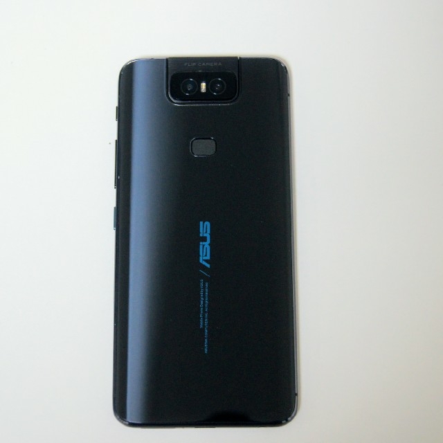 ASUS(エイスース)のASUS ZenFone 6 ブラック 6/128GB SIMフリー スマホ/家電/カメラのスマートフォン/携帯電話(スマートフォン本体)の商品写真