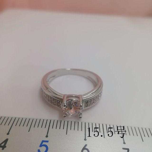 tt15068閉店セール15.5号リング本物そっくり模造ダイヤモンドリング レディースのアクセサリー(リング(指輪))の商品写真