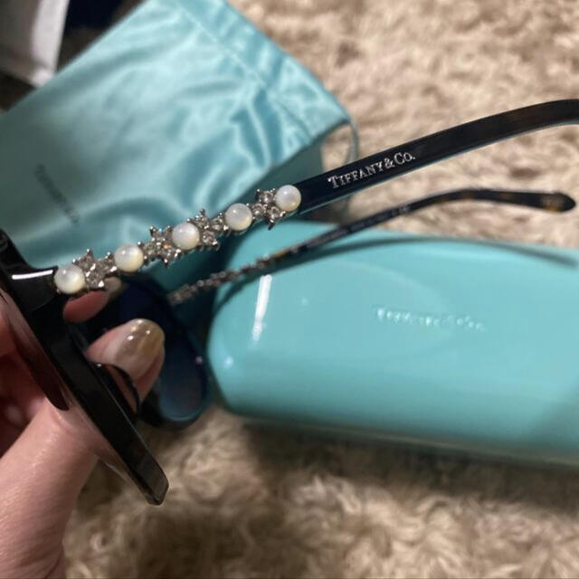 Tiffany & Co.(ティファニー)の未使用品　ティファニー　サングラス　送料込み レディースのファッション小物(サングラス/メガネ)の商品写真