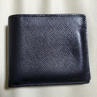 プラダ(PRADA)のPRADA プラダ レザー フラップ カード・札入れ 二つ折り財布 ブラック(折り財布)