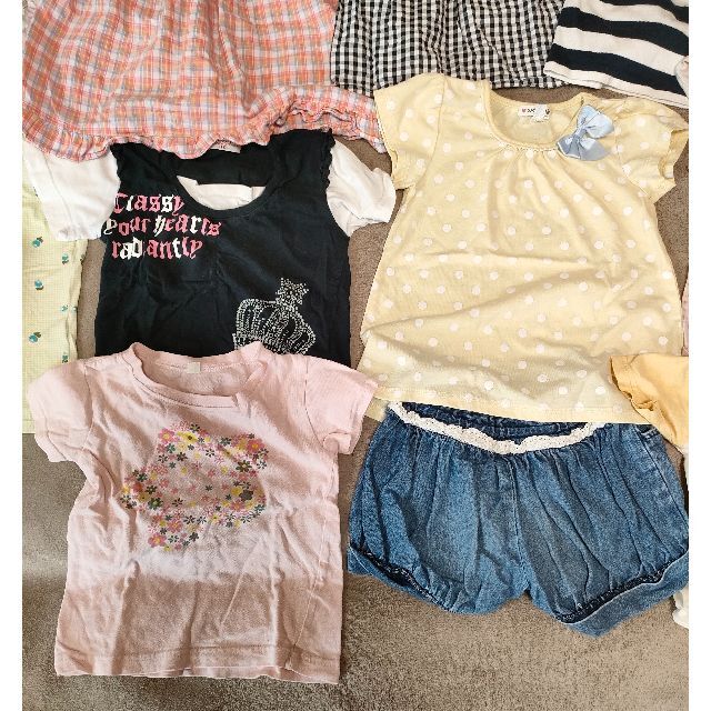 専用【女の子 服　キッズ　100-110サイズ】19点まとめ売り　半袖 キッズ/ベビー/マタニティのキッズ服女の子用(90cm~)(Tシャツ/カットソー)の商品写真