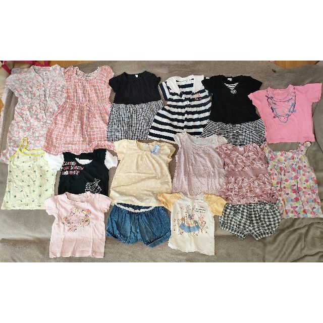 専用【女の子 服　キッズ　100-110サイズ】19点まとめ売り　半袖 キッズ/ベビー/マタニティのキッズ服女の子用(90cm~)(Tシャツ/カットソー)の商品写真