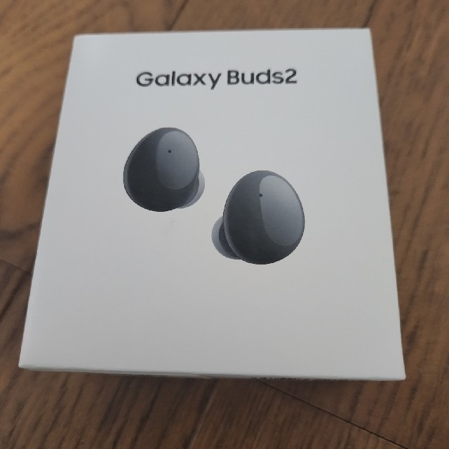 Galaxy(ギャラクシー)のGALAXY BUDS2 BLACK ONY スマホ/家電/カメラのオーディオ機器(ヘッドフォン/イヤフォン)の商品写真