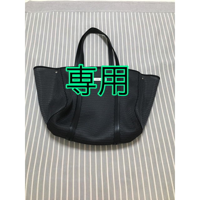 q bag M ダークグレー