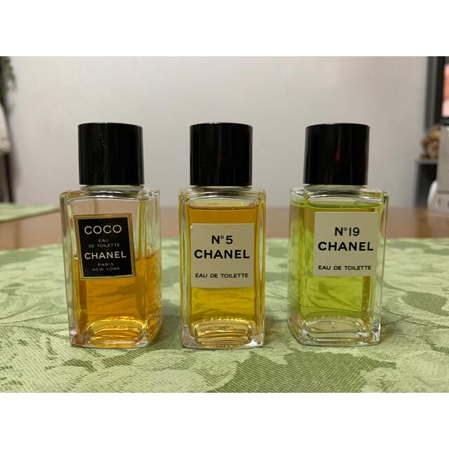 CHANEL(シャネル)のCHANEL シャネル 香水No5 ・No19 ・COCO CHANEL３点 コスメ/美容の香水(香水(女性用))の商品写真