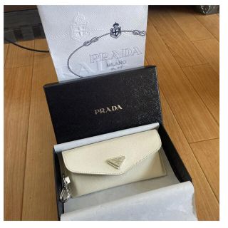 定価約6万✩.*˚PRADA サフィアーノ牛革使用新品未使用✩.*˚ | www