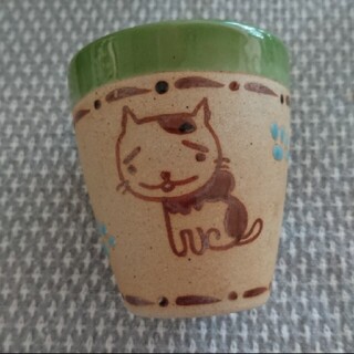 湯飲み／猫イラスト 小ぶり　新品・未使用(グラス/カップ)