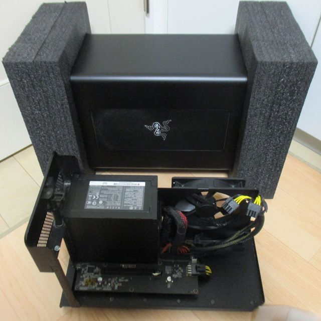 Razer Core X　外付けGPUボックス(eGPU)