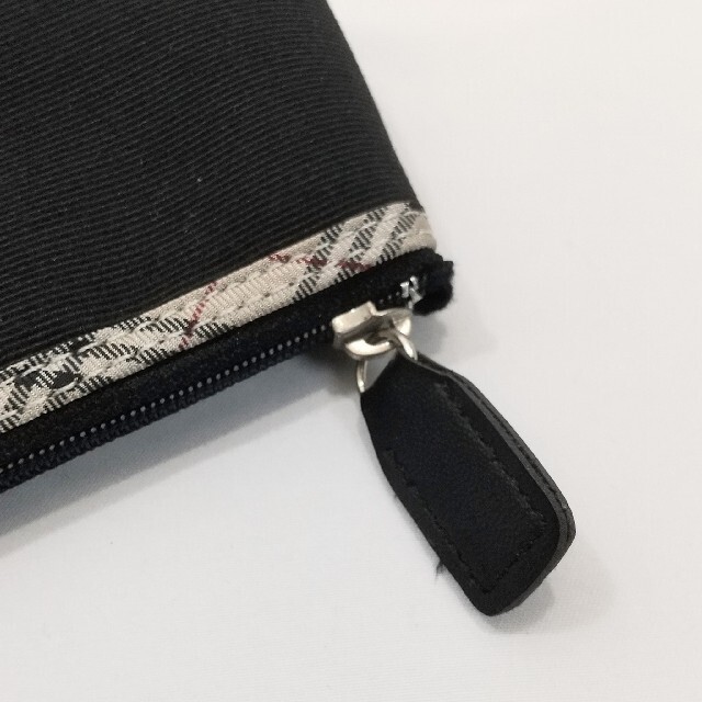 BURBERRY(バーバリー)のBURBERRY バーバリー ペンケース Burberry 筆箱 筆入れ レディースのファッション小物(その他)の商品写真