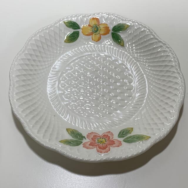 Noritake(ノリタケ)のノリタケ NT JAPAN 大皿1枚×小皿5枚組 セット 新品未使用 インテリア/住まい/日用品のキッチン/食器(食器)の商品写真