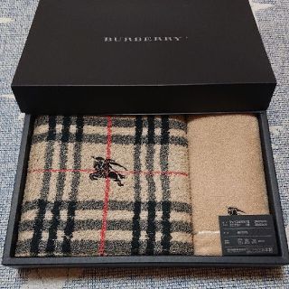 バーバリー Burberry ギフト タオル バス用品の通販 69点 バーバリーのインテリア 住まい 日用品を買うならラクマ