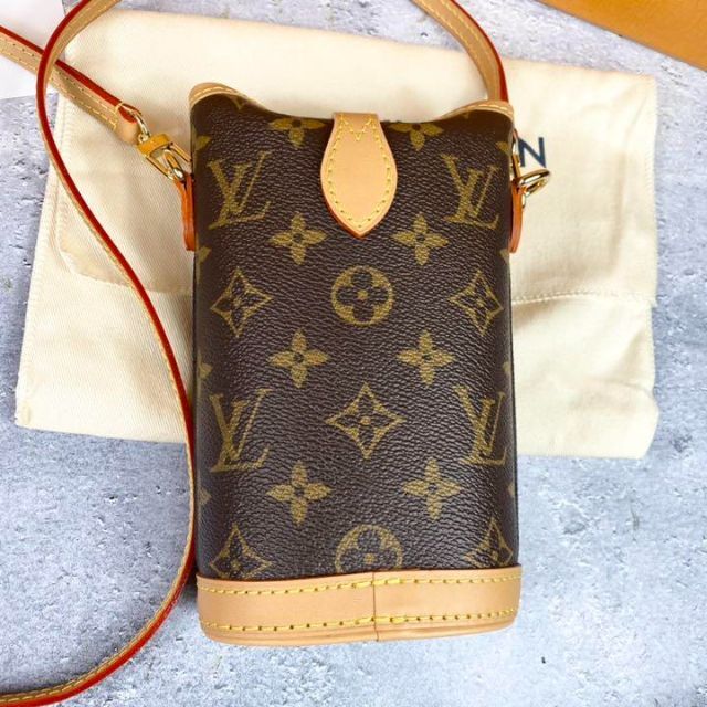 LOUIS VUITTON - ルイヴィトン フォールド ミーポーチ ショルダーバッグ m80874の通販 by Quenna's shop