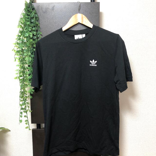 BEAMS(ビームス)のadidas アディダス Tシャツ　ブラック　Sサイズ レディースのトップス(Tシャツ(半袖/袖なし))の商品写真