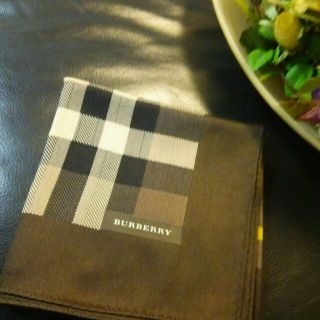 バーバリー(BURBERRY)のBURBERRYハンカチ❤未使用❤美品(ハンカチ/ポケットチーフ)