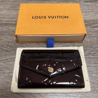 ルイヴィトン(LOUIS VUITTON)のルイヴィトン　ヴェルニ　ミュルティクレ6 キーケース　パテントレザー(キーケース)