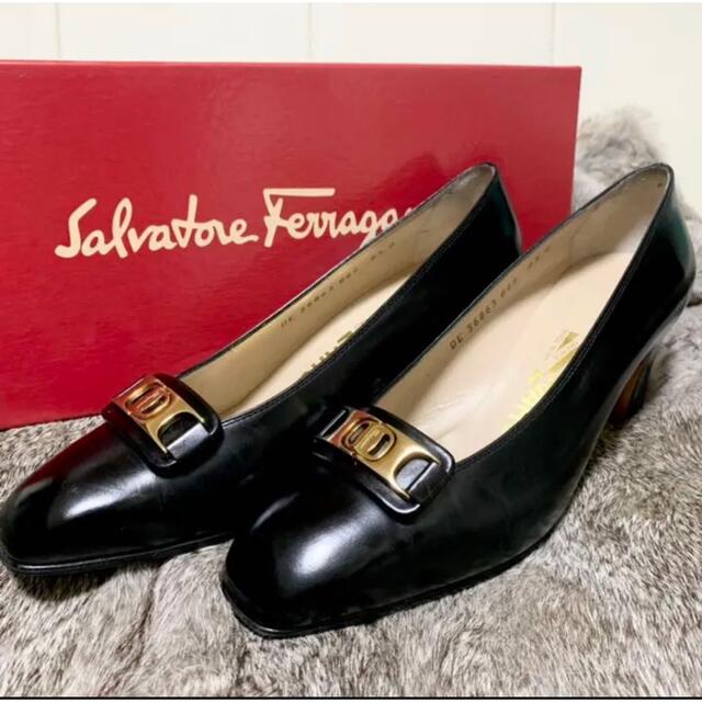 【美品】Salvatore Ferragamo FIZZY パンプス ヴァラ金具