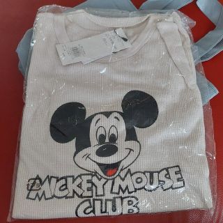 アズールバイマウジー(AZUL by moussy)の新品　未使用品　Disney　ミッキー　AZUL ワッフルTシャツ(Tシャツ(半袖/袖なし))