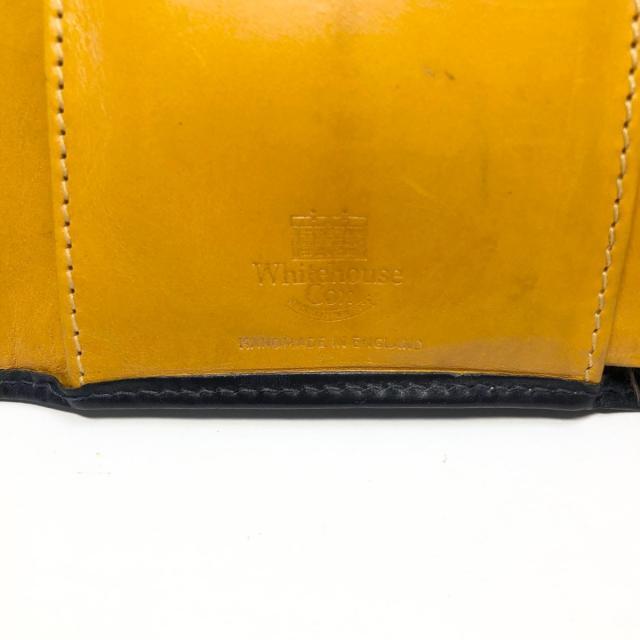 WHITEHOUSE COX(ホワイトハウスコックス)のホワイトハウスコックス 3つ折り財布 - 黒 レディースのファッション小物(財布)の商品写真