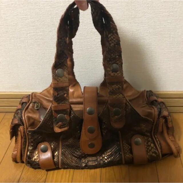 楽天総合1位受賞！ クロエ Chloe シルベラード パイソン カーキ 美品